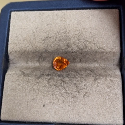 定制石榴石裸石未镶嵌1.53克拉