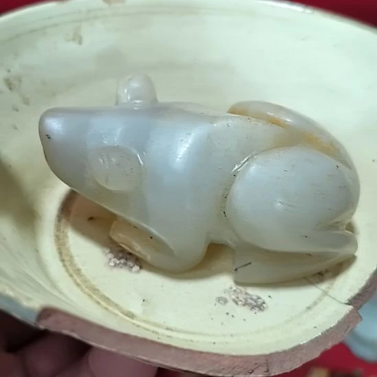 和田玉（糖玉）未镶嵌手镯玉，，，，，，，，，，，，，