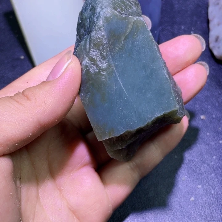 和田玉未镶嵌珠宝半成品