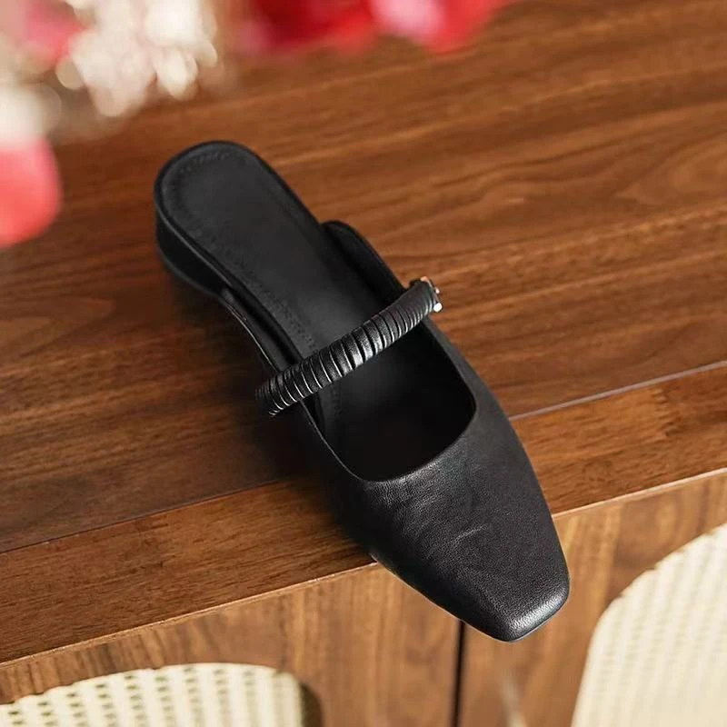 法式2025新款粗跟真皮包头半拖鞋女外穿新款夏季配裙子方头凉拖鞋