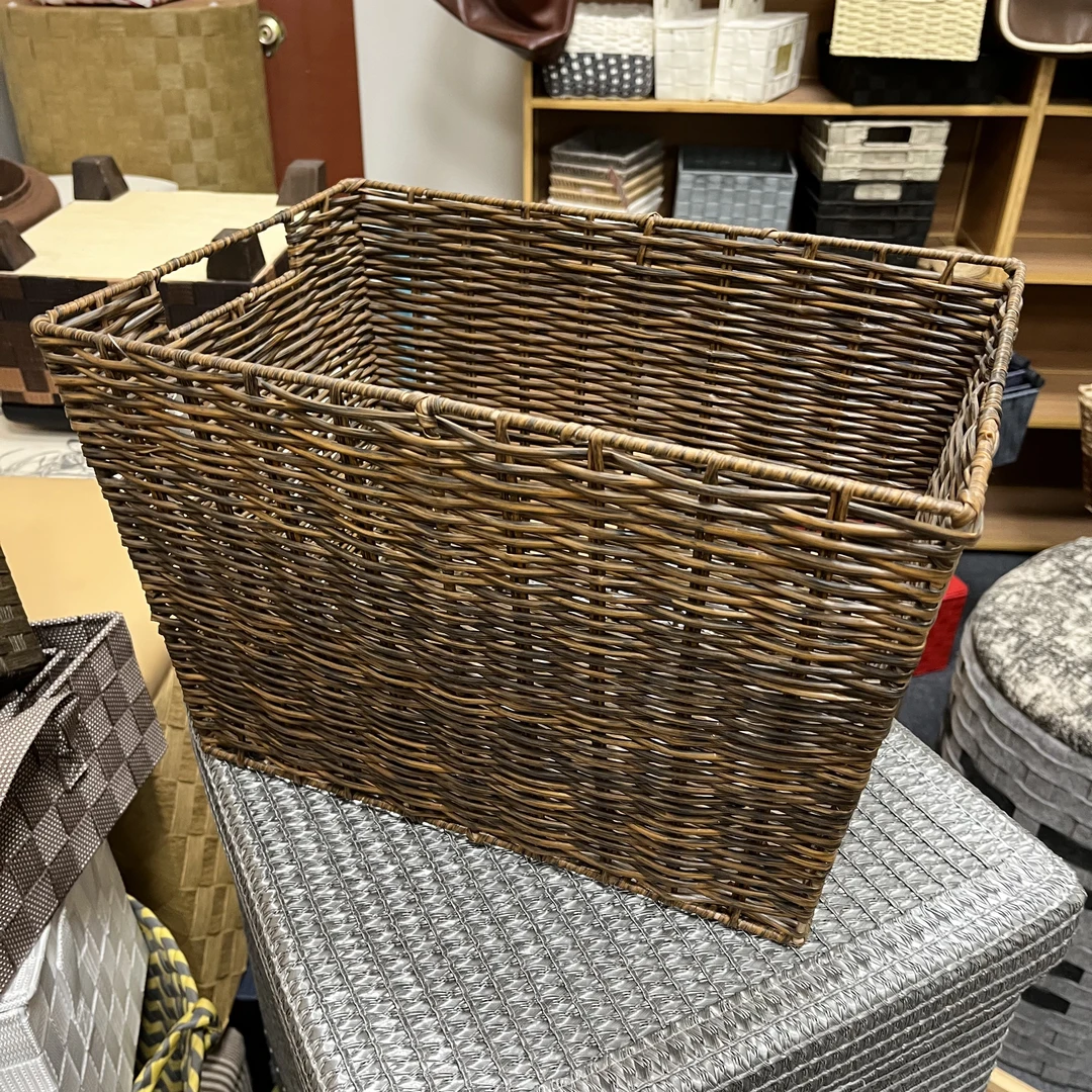 1270号PVC编制收纳筐38*26*25（有瑕疵介意勿拍）