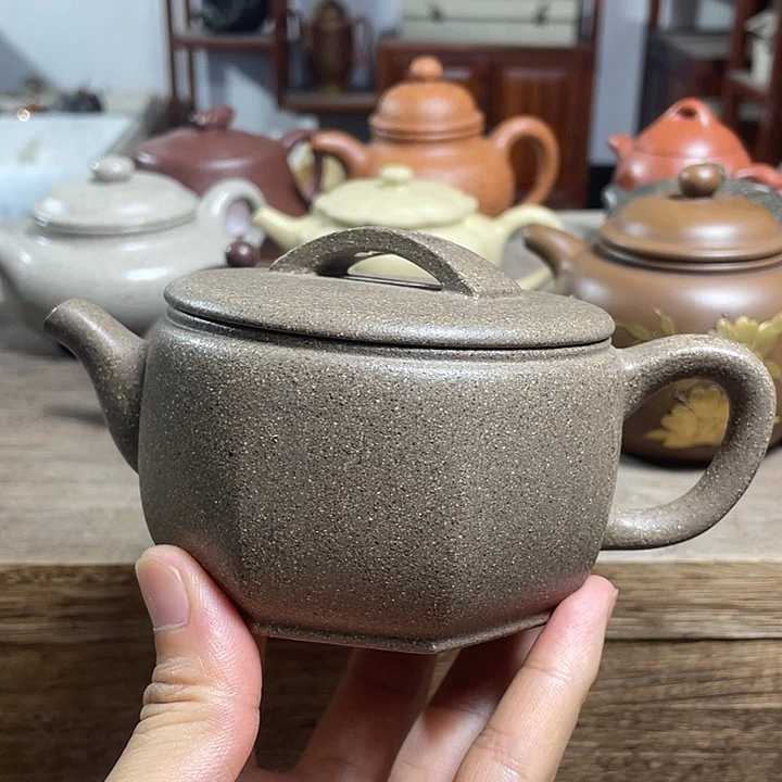 紫砂艺术学院美术