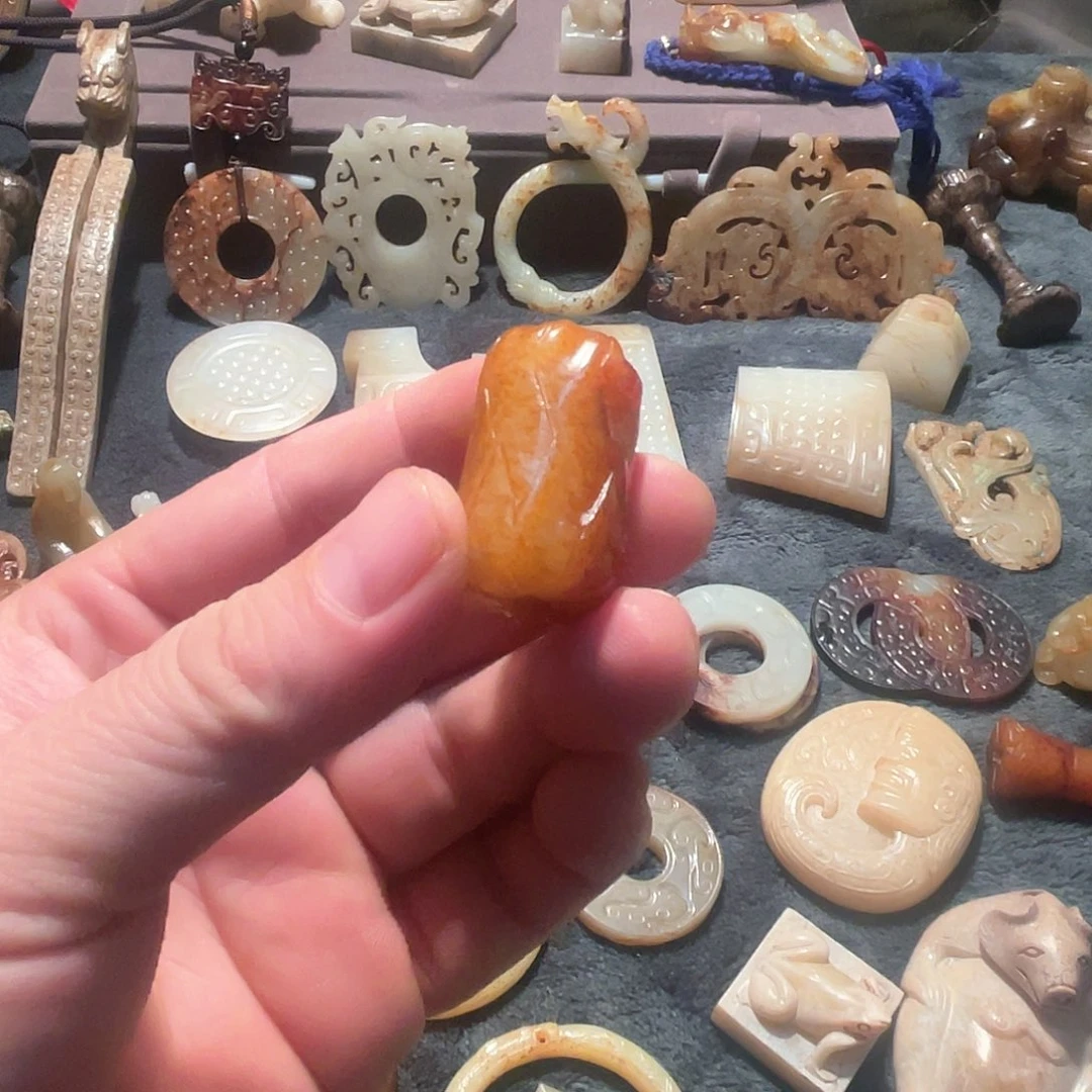 瓷片玉**缘大哥你好你在干嘛