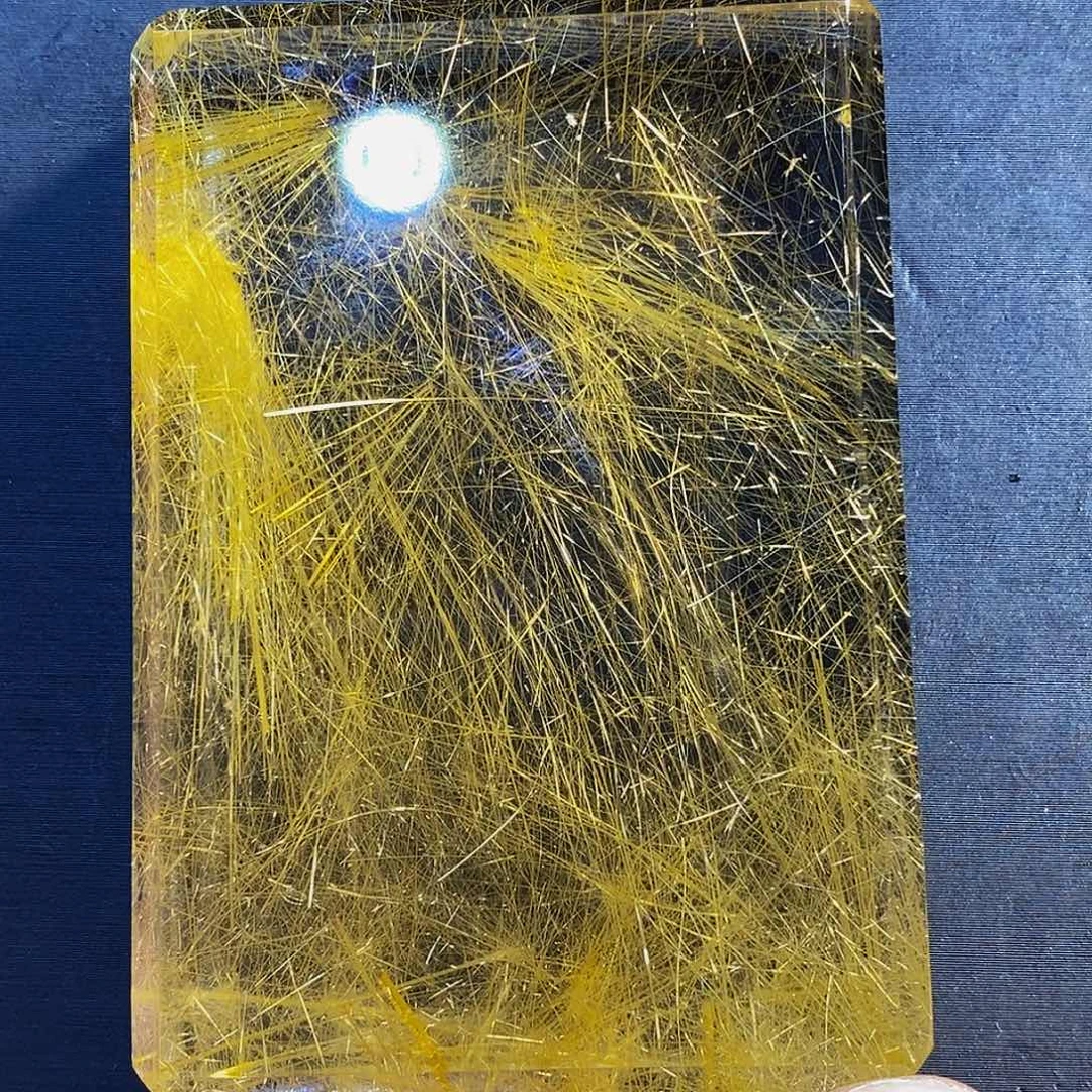 未镶嵌颈饰水晶天然发晶无事牌裸重103.6克左右