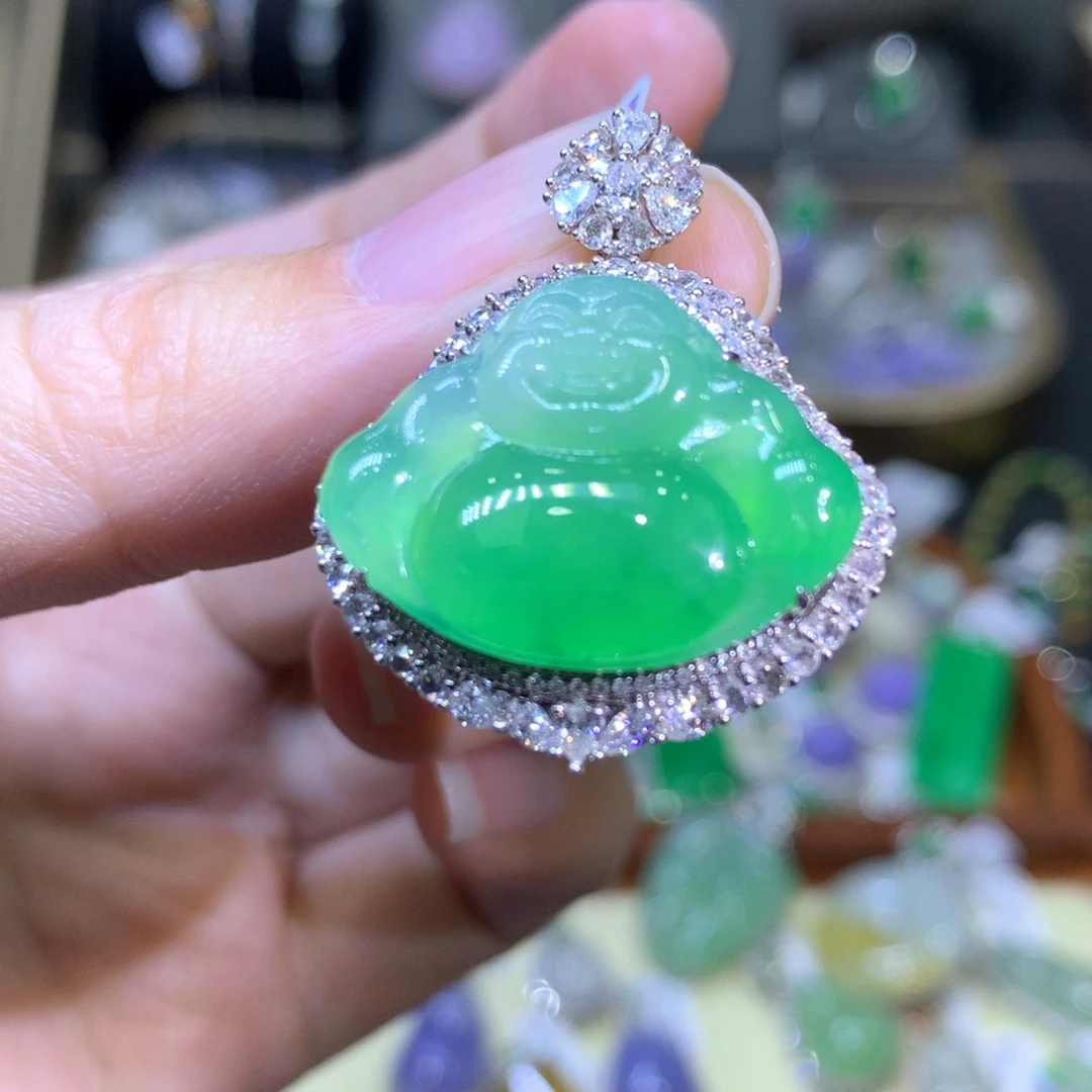 【闪购商品】翡翠颈饰18K金镶嵌翡翠吊坠项链