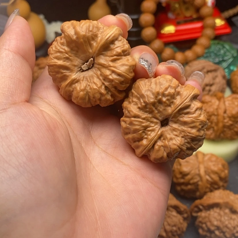 【闪购商品】文玩核桃把件高*树文玩核桃