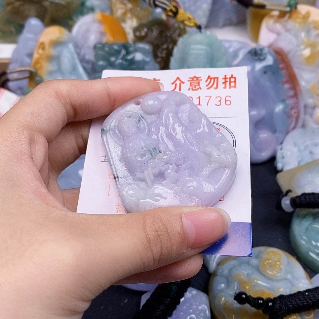 吊坠(不含链)未镶嵌翡翠