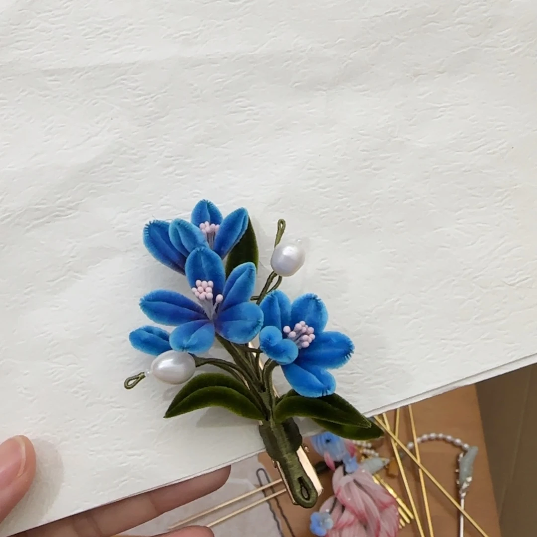 仿珍珠合金绒花现货发夹