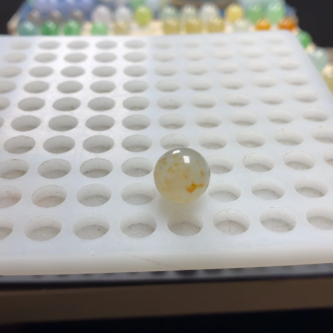 翡翠未镶嵌手链12.7翡翠圆珠