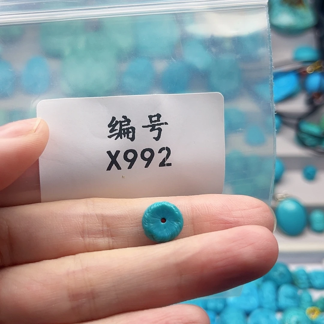 未镶嵌绿松石天然原矿雕刻绿松石