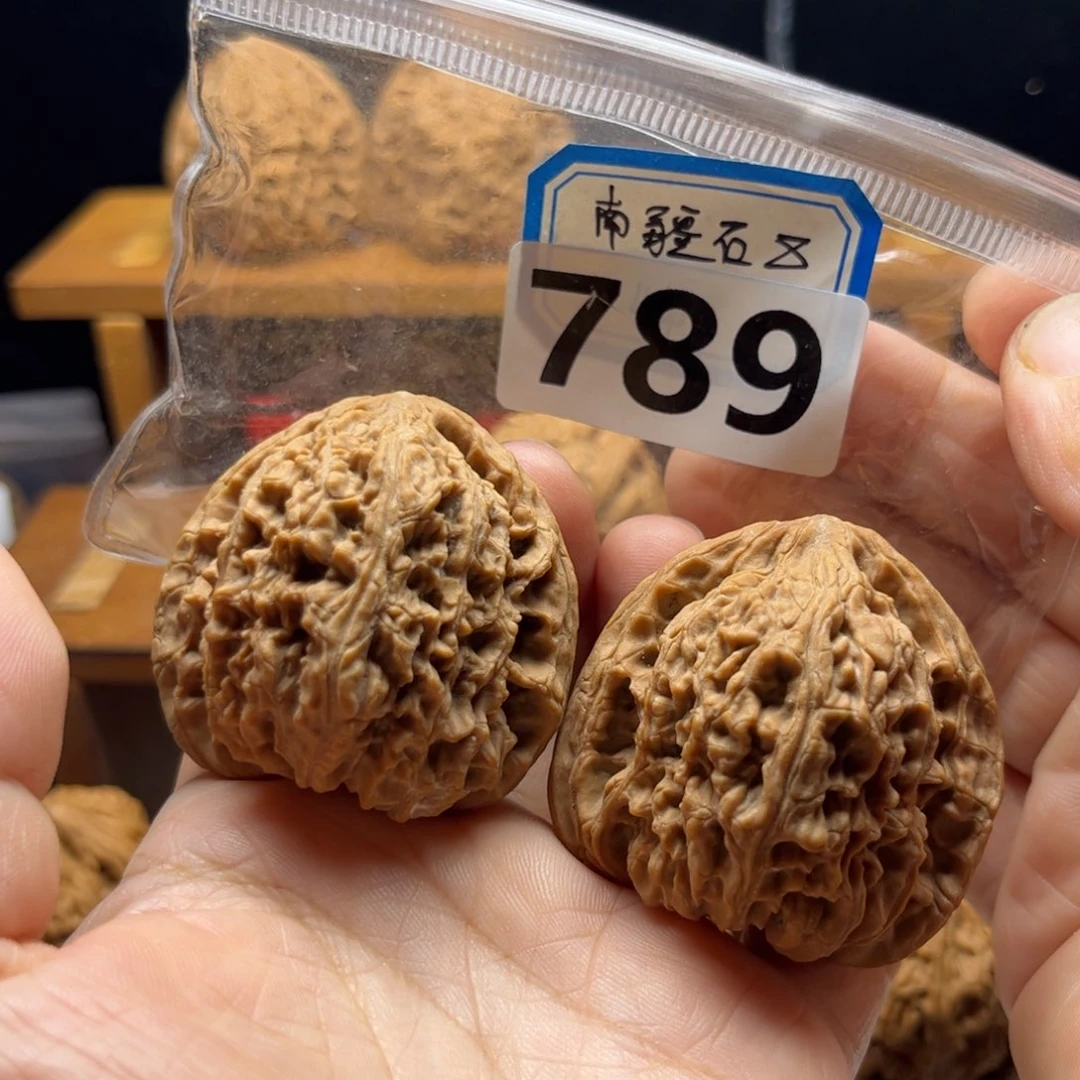 吊坠文玩核桃三角将43