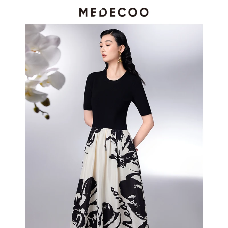 MEDECOO/墨蒂珂2025夏针梭短袖印花连衣裙MIX90222