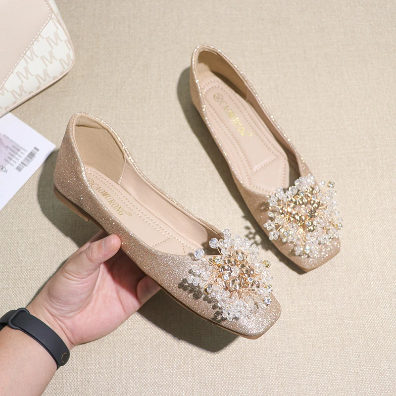 方头婚鞋水钻平底孕妇婚鞋女中式秀禾婚纱气质两穿新娘水晶鞋春季