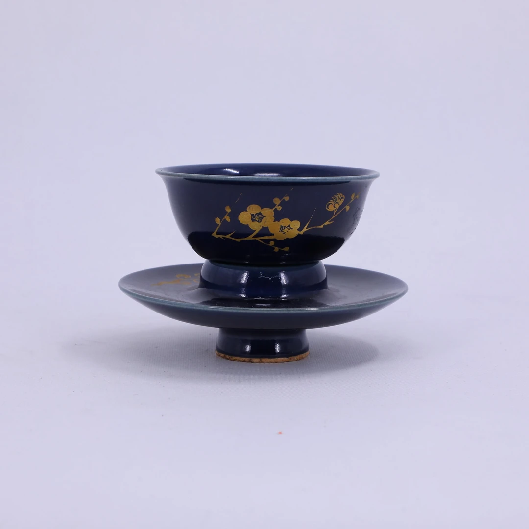 古陶瓷/蓝釉描金花卉纹盏及托LOT4999