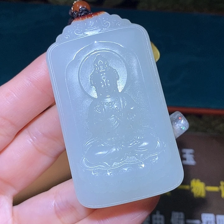 如***意颈饰未镶嵌和田玉