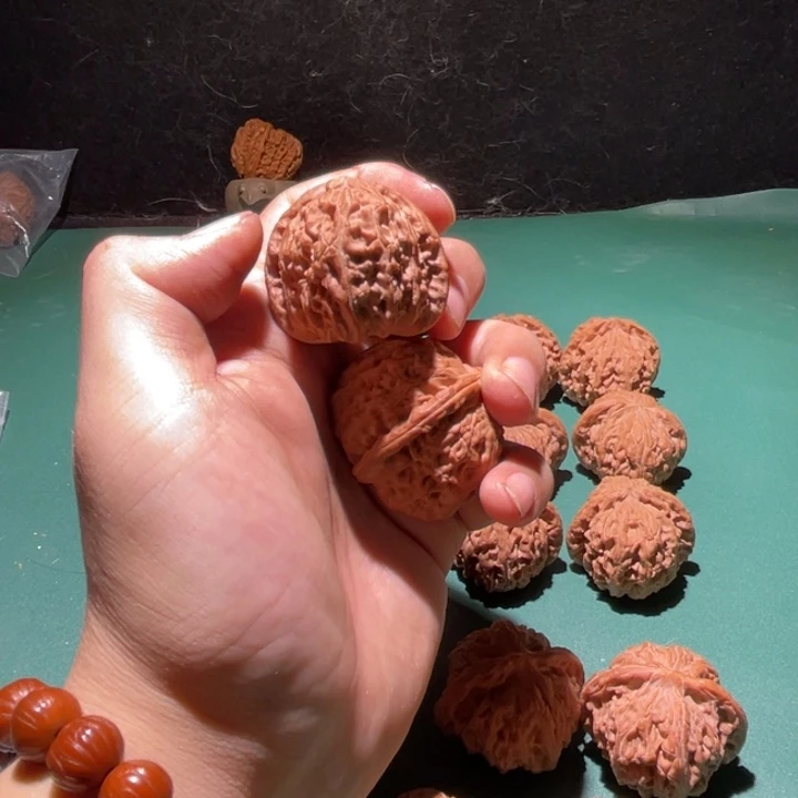 知****文玩核桃吊坠39全品白狮子