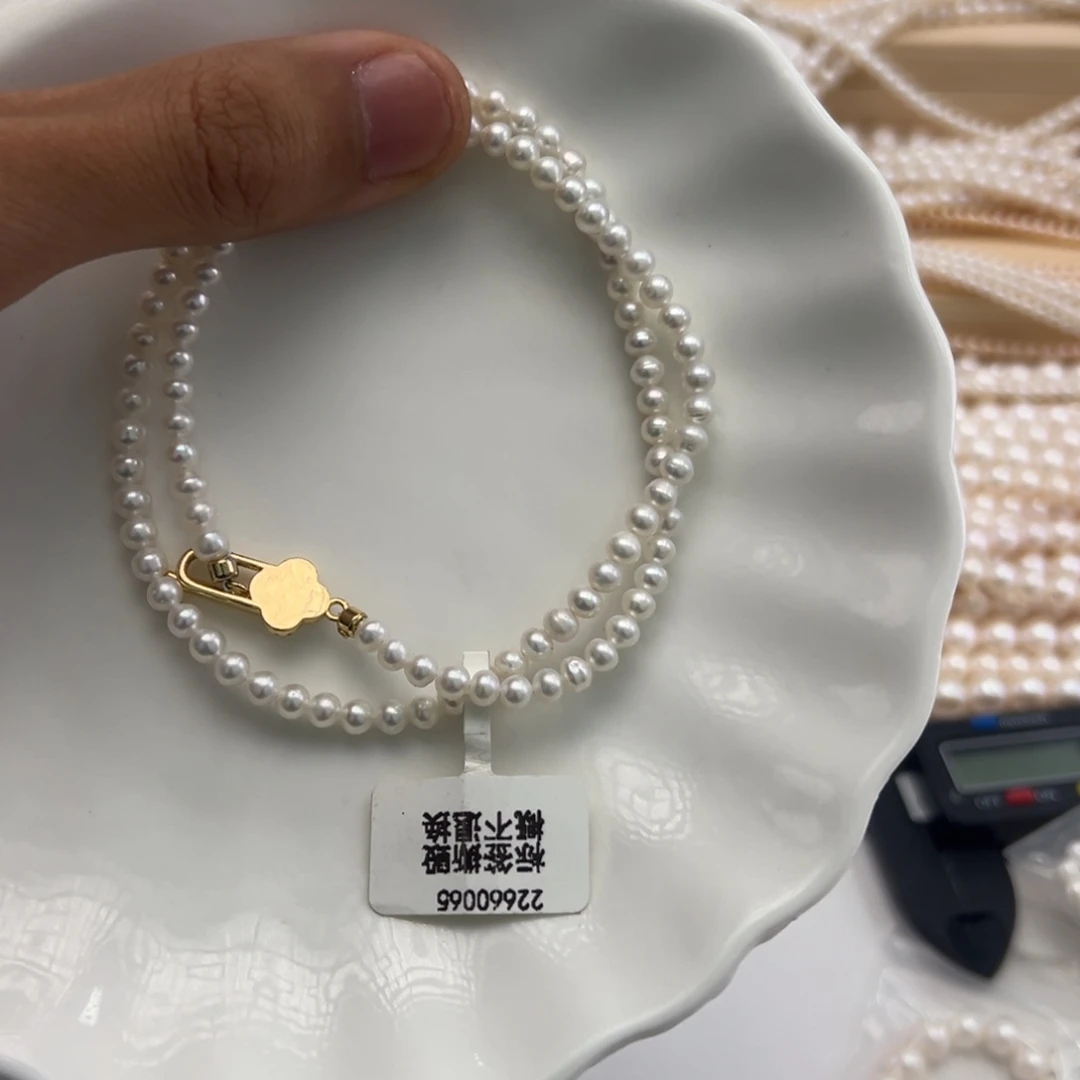 未镶嵌淡水珍珠颈饰1