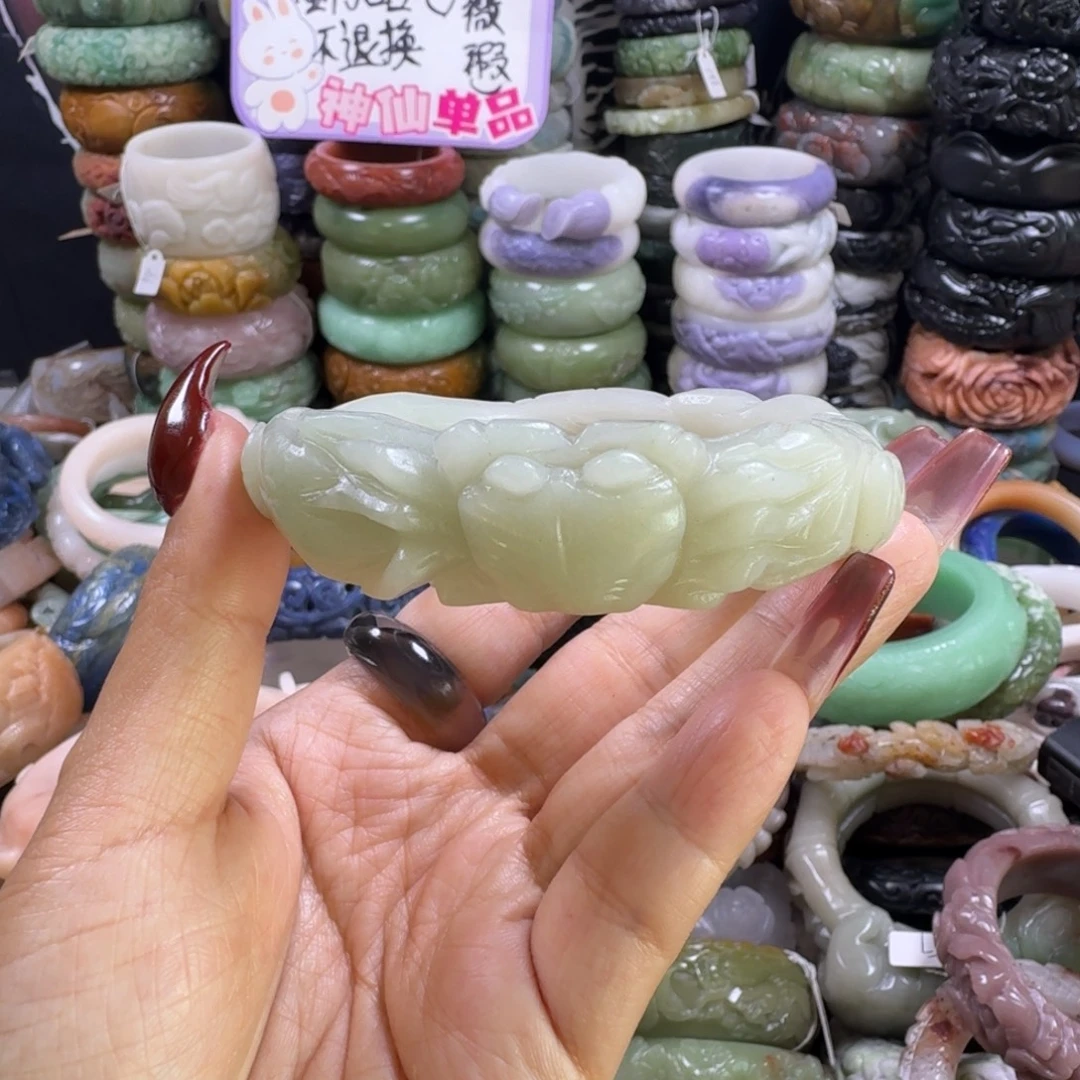 石英质玉（佘太翠）未镶嵌手镯4，59