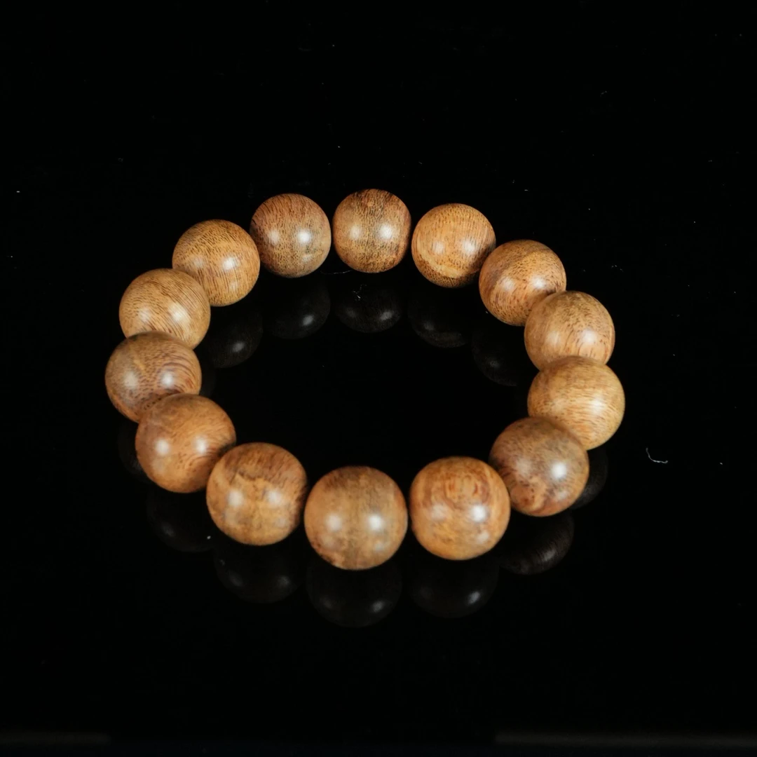 B3404 达拉干黄油软丝老料沉香手串 1.68cm 28.2g