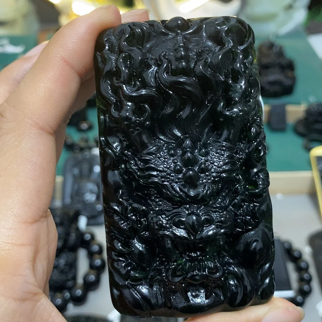 蛇纹石玉颈饰未镶嵌陈*军