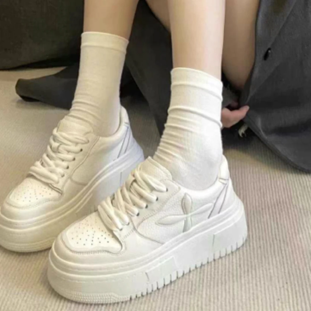 CK家2025春季新款真皮松糕厚底增高舒适百搭小白鞋