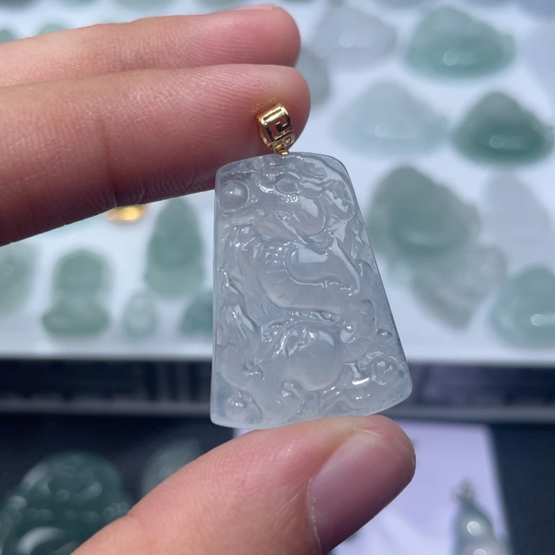 定制翡翠未镶嵌翡翠