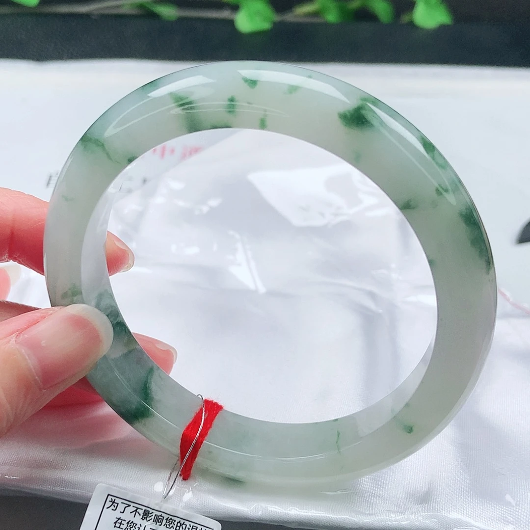 翡翠未镶嵌手镯62圈