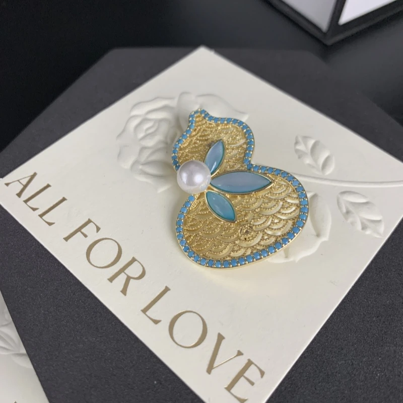 铜合金仿珍珠胸针 K841【金闪闪】4厘米葫芦铜合金胸针