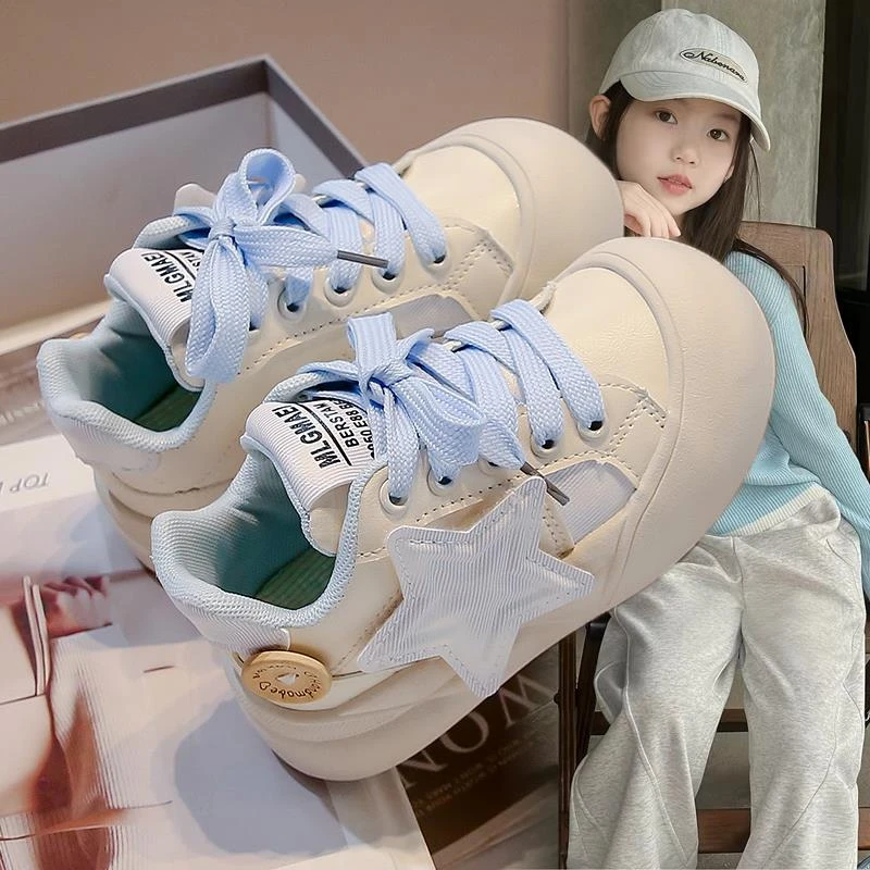 FAVMARTHA女童运动鞋圆头2025春季新款大童厚底儿童鞋子星星板鞋