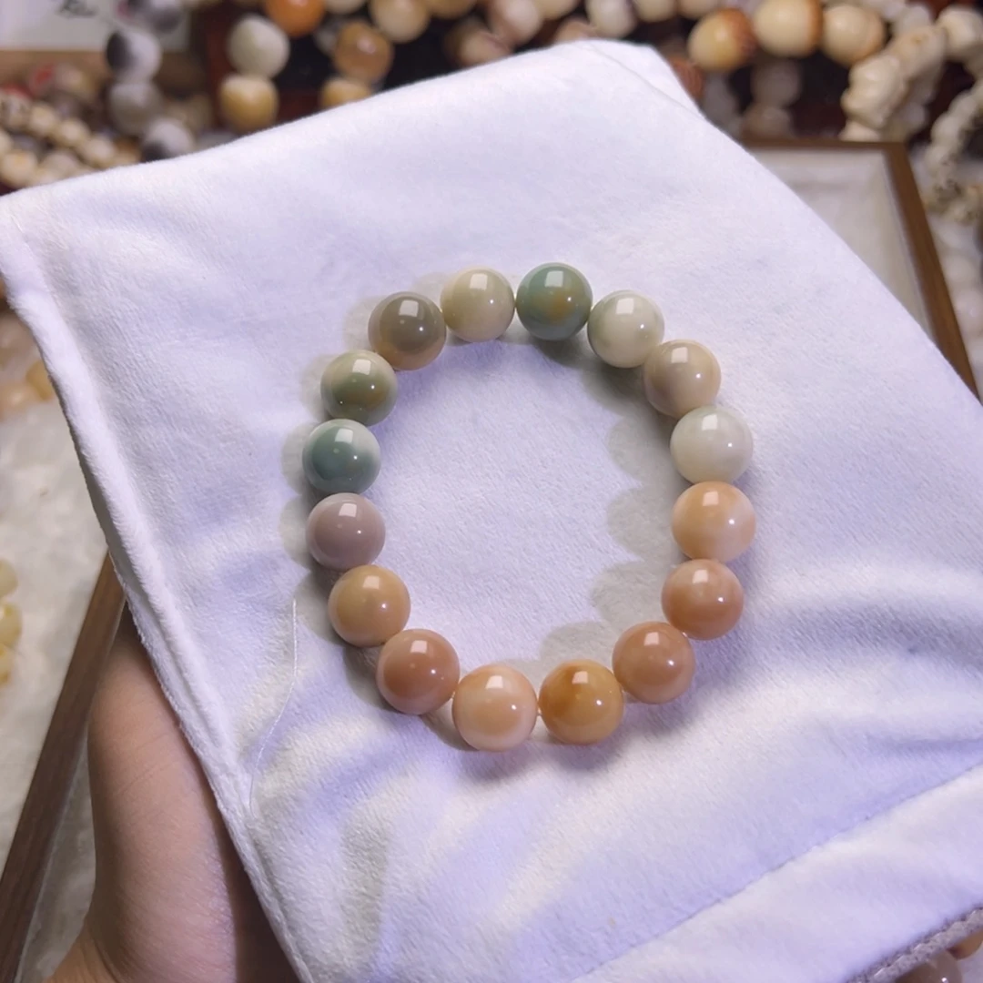 A***凉吊坠菩提根/象牙果896 旧梦