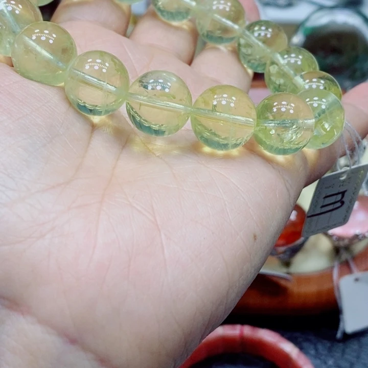 水晶颈饰未镶嵌往**风