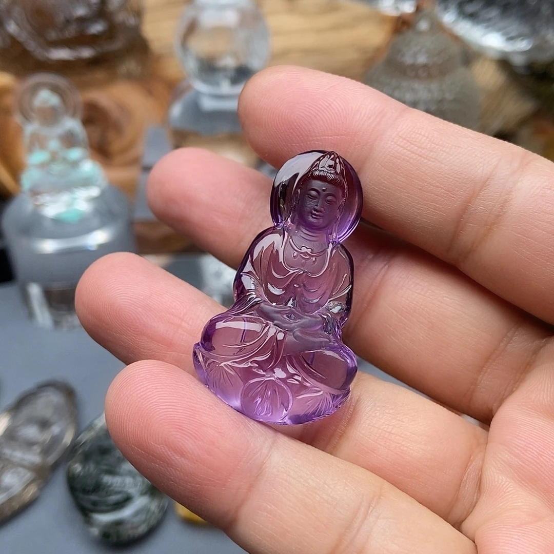 颈饰未镶嵌水晶观音