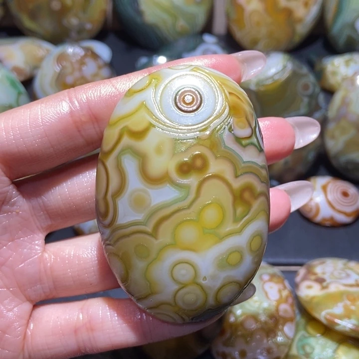 【闪购商品】未镶嵌玛瑙/玉髓珠宝奇石y