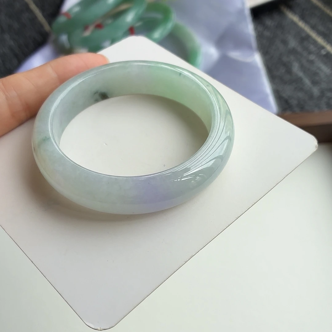 翡翠手镯未镶嵌正圈52.6