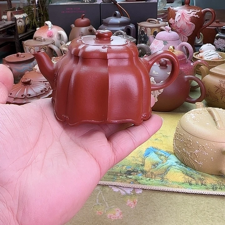 紫砂茶壶筋纹如意130CC