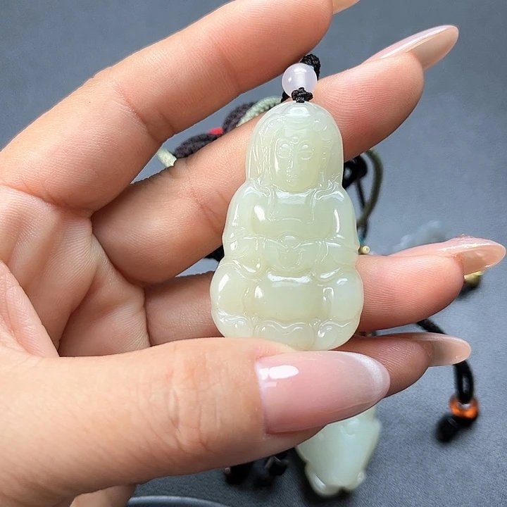 【闪购商品】颈饰未镶嵌和田玉