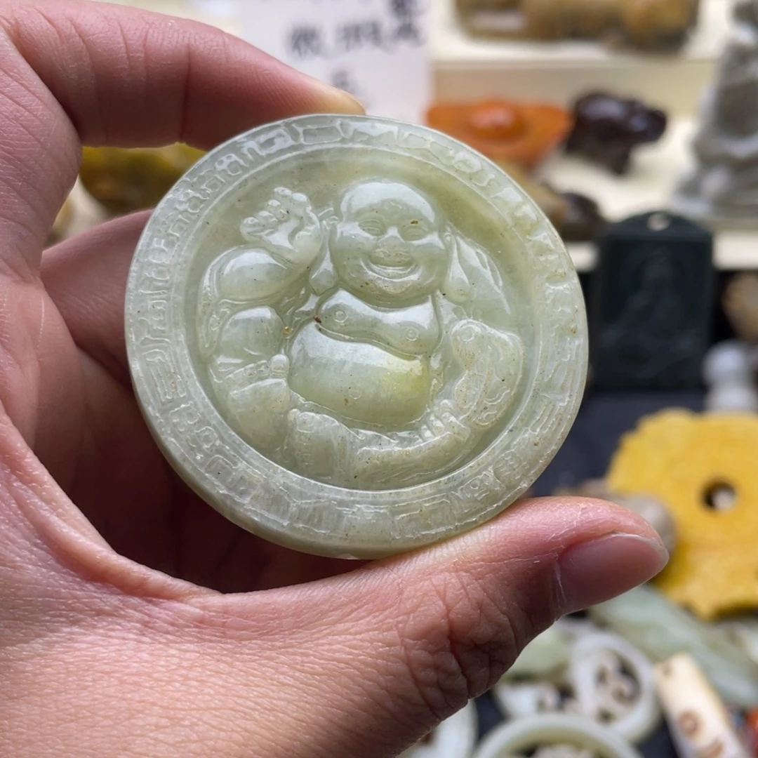 未镶嵌蛇纹石玉颈饰