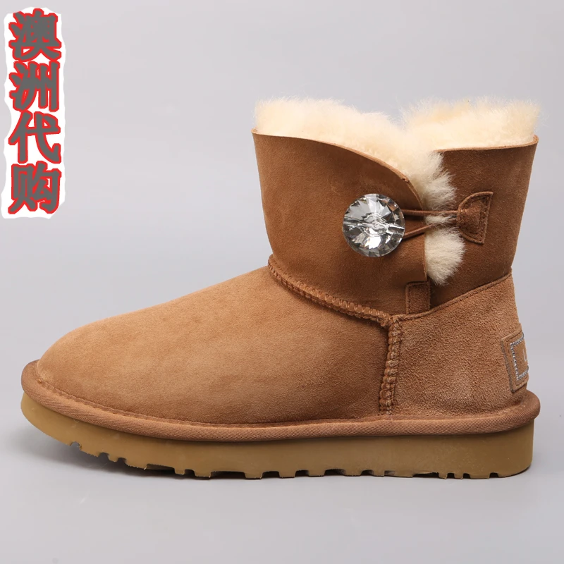 suaɡugg 秋冬女士雪地靴羊皮毛一体平底低帮经典贝莉纽扣短靴