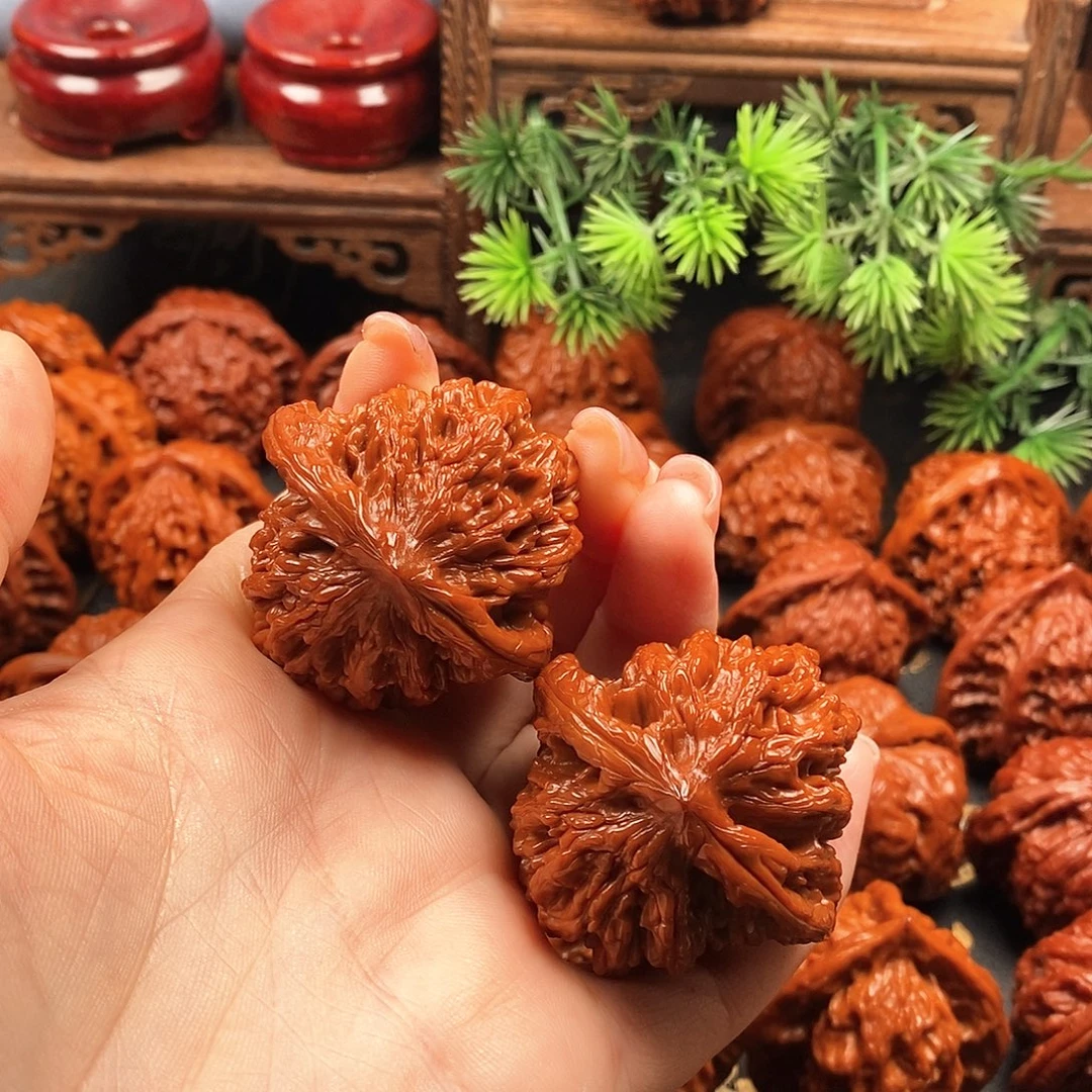 把件文玩核桃麦穗虎