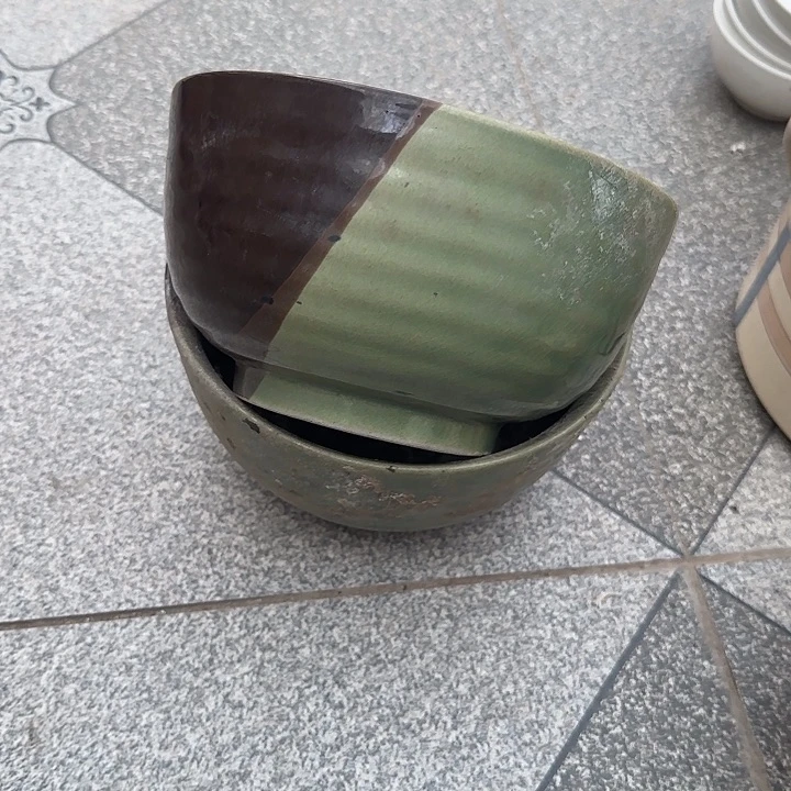 瓷片陶瓷盘子碗啥都有