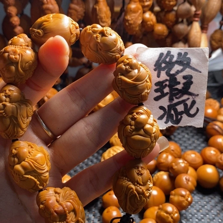 吊坠橄榄核微上色