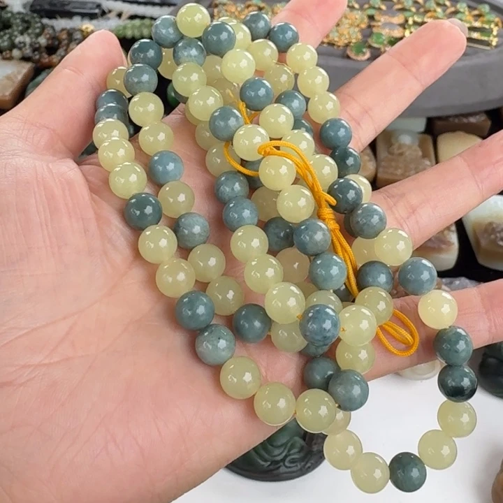 颈饰未镶嵌和田玉卡8
