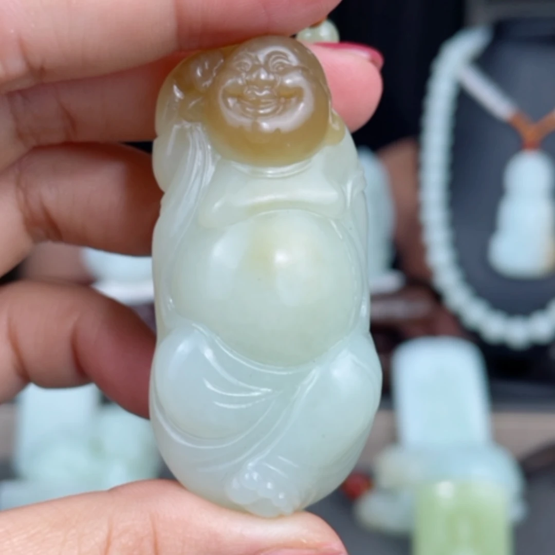 【闪购商品】颈饰未镶嵌和田玉