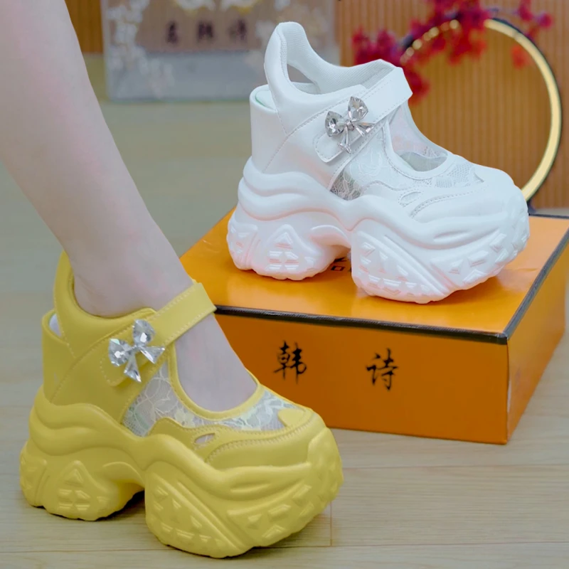 9cm小个子增高时尚玛丽珍魔术贴水钻包头厚底老爹凉鞋女