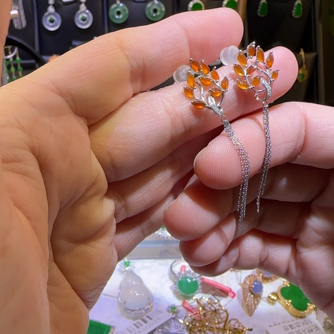 翡翠18K金镶嵌耳饰