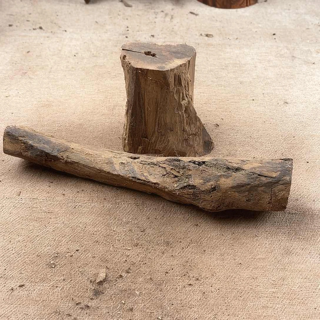 木一****礼黄花梨随形料子