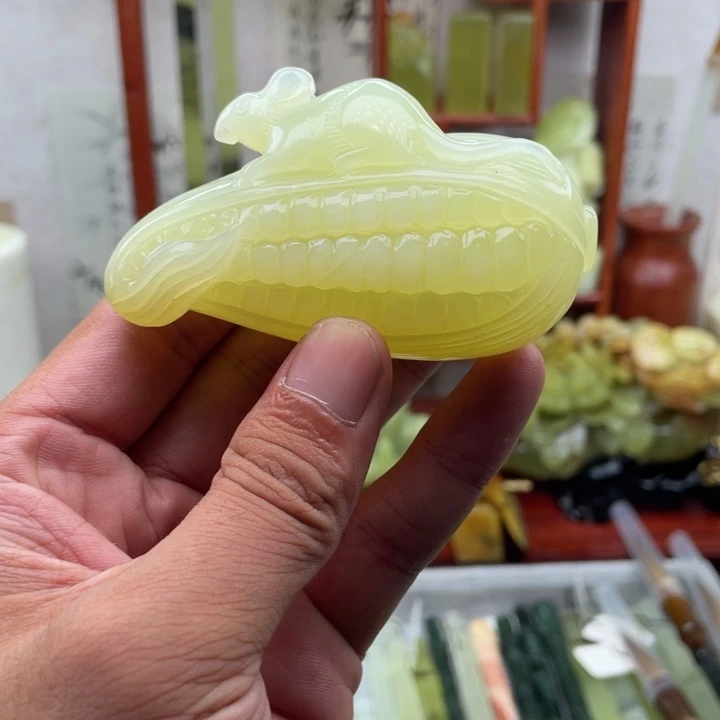 岫玉未镶嵌四大名玉手把