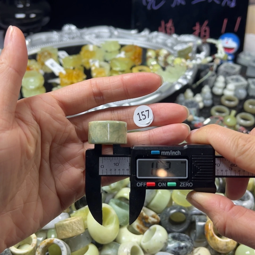 蛇纹石玉未镶嵌戒指