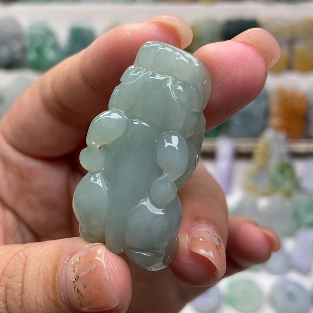 吊坠(赠链)未镶嵌翡翠