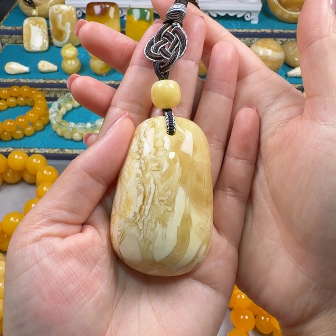 琥珀未镶嵌手链蜜蜡